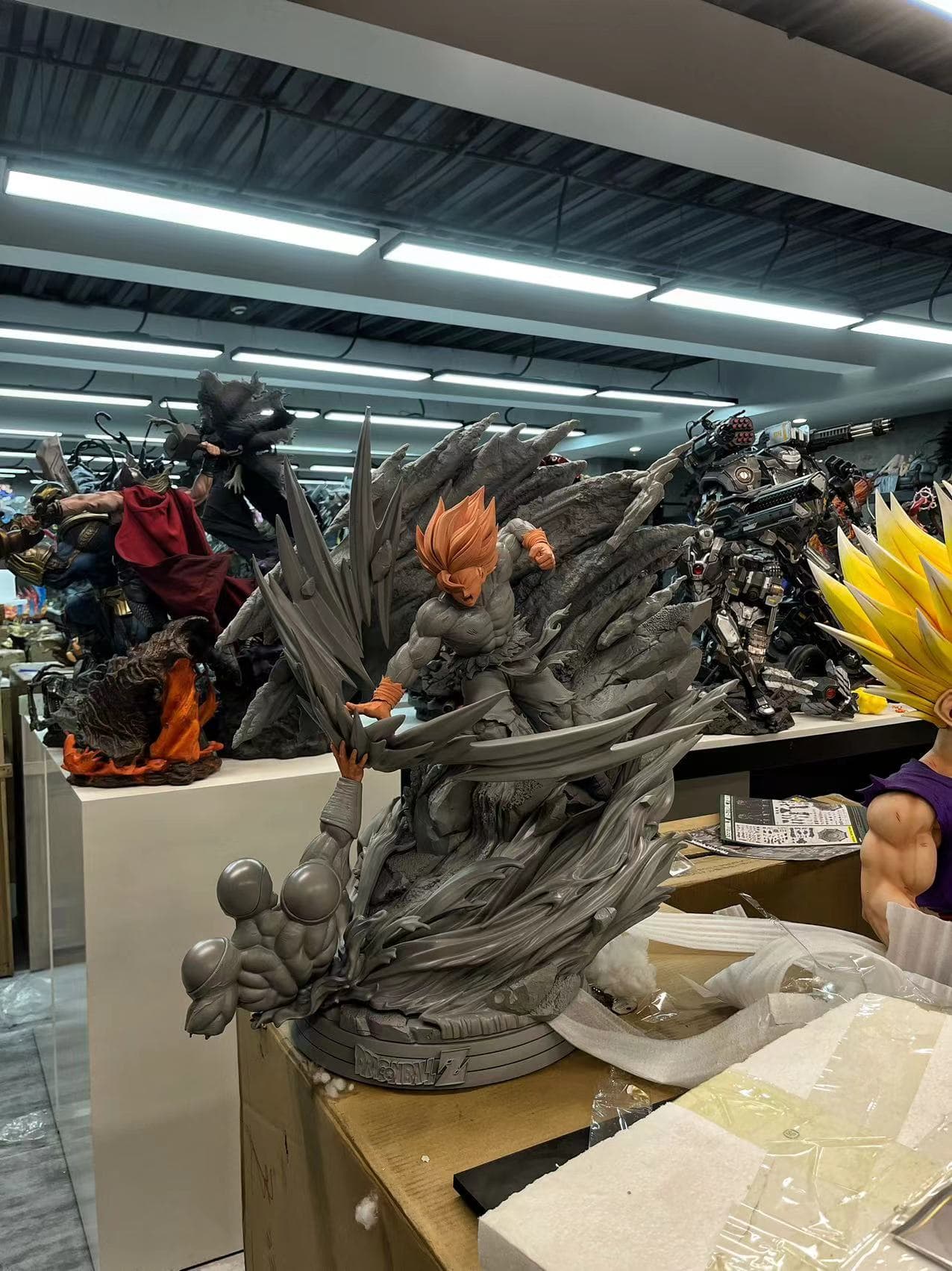 JMY - SSJ Goku vs Frieza - Thumbnail 8