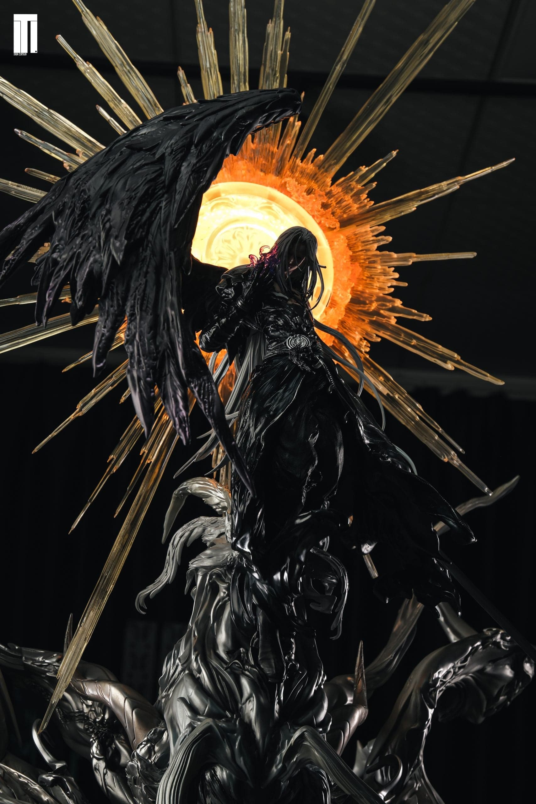 Iron Curtain - Sephiroth - Thumbnail 6