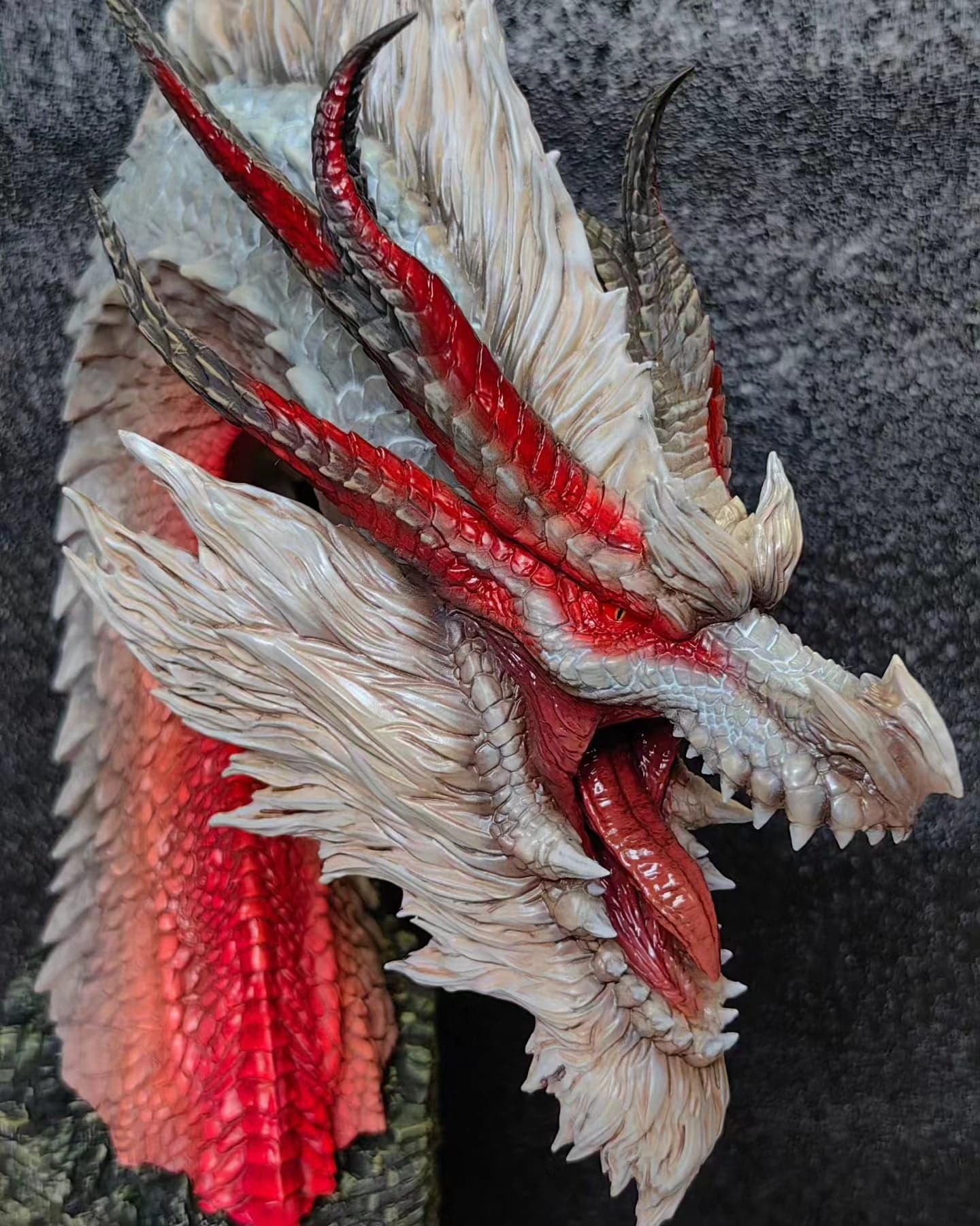 Dragon Frontier - White Fatalis - Thumbnail 11