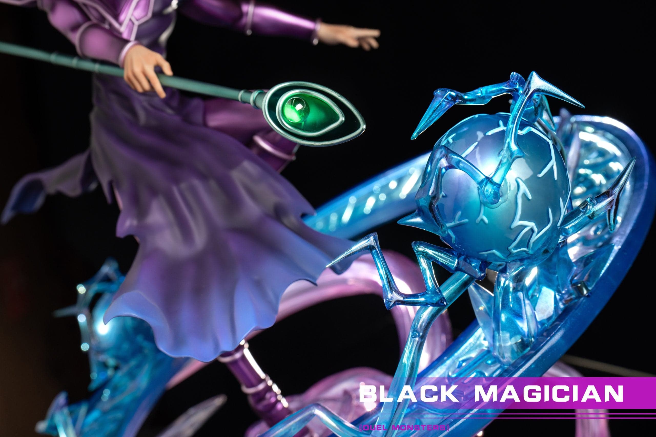 YU - Dark Magician - Thumbnail 3