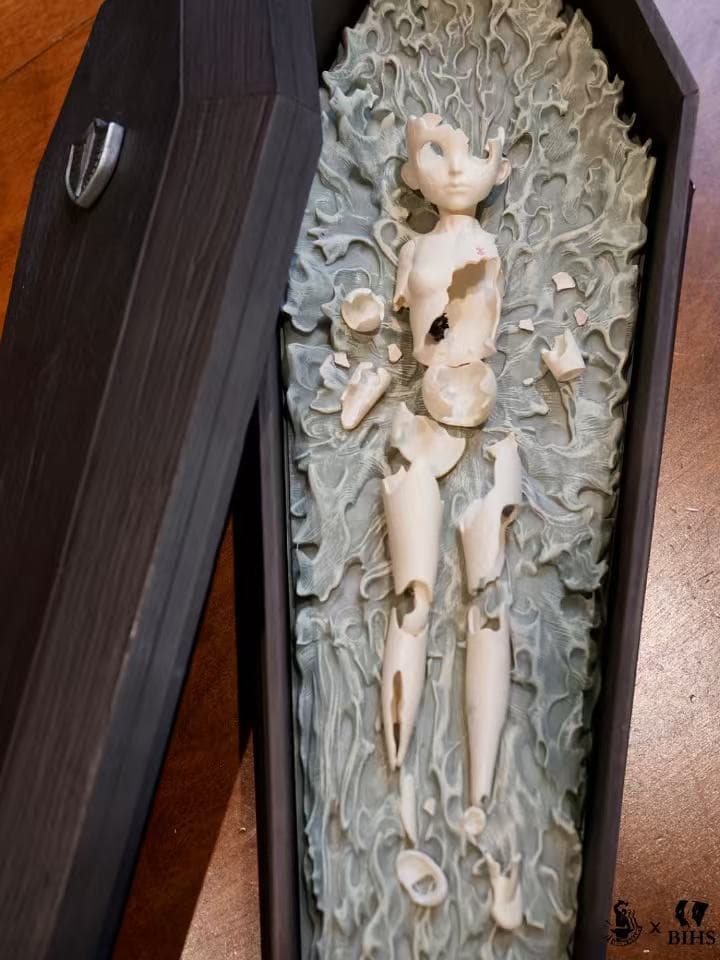BIHS - Casca's Coffin - Thumbnail 8
