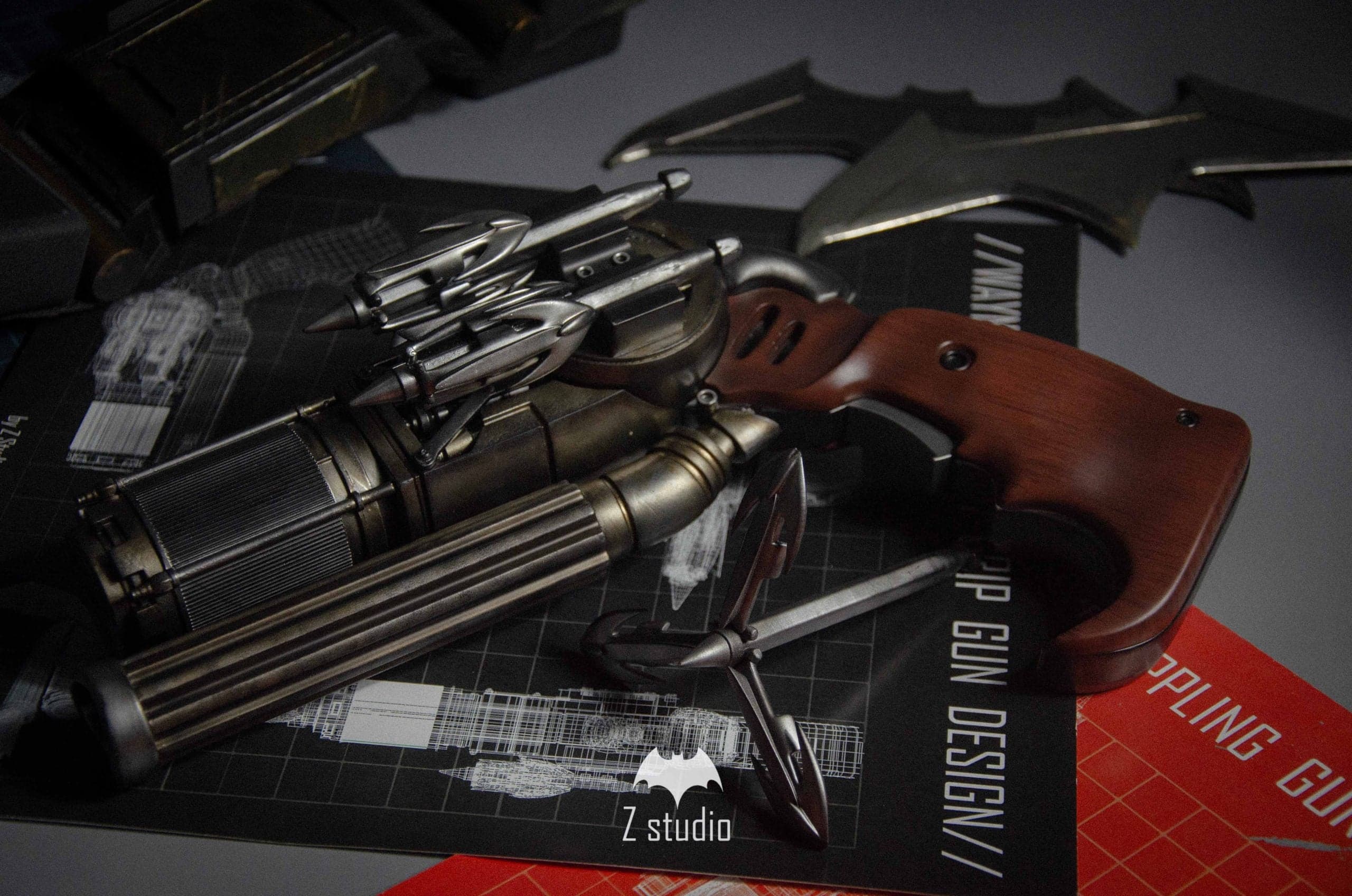 Z - Batman Weapon - Thumbnail 2