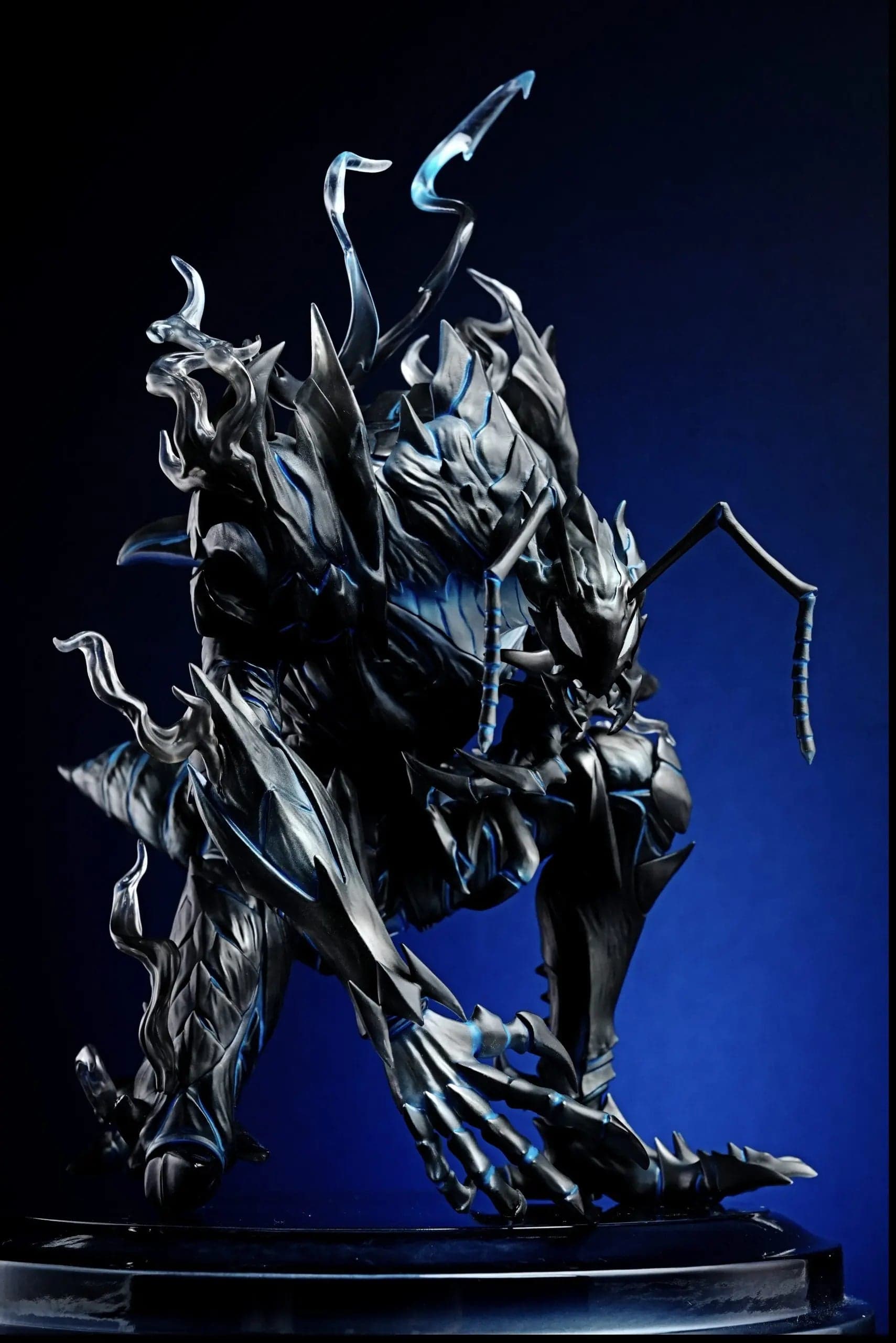 Four Horsemen - Sung Jinwoo and Beru - Thumbnail 10