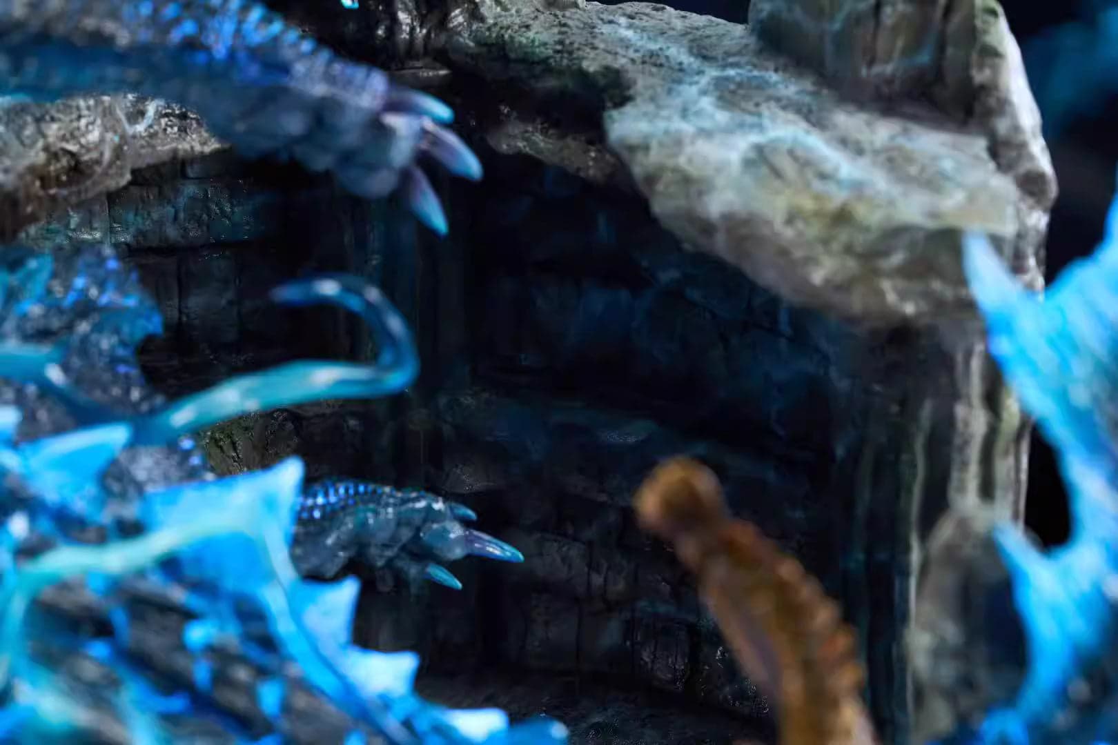 Roaring Wild - Lagiacrus﻿ and Abyssal Lagiacrus﻿ - Thumbnail 13