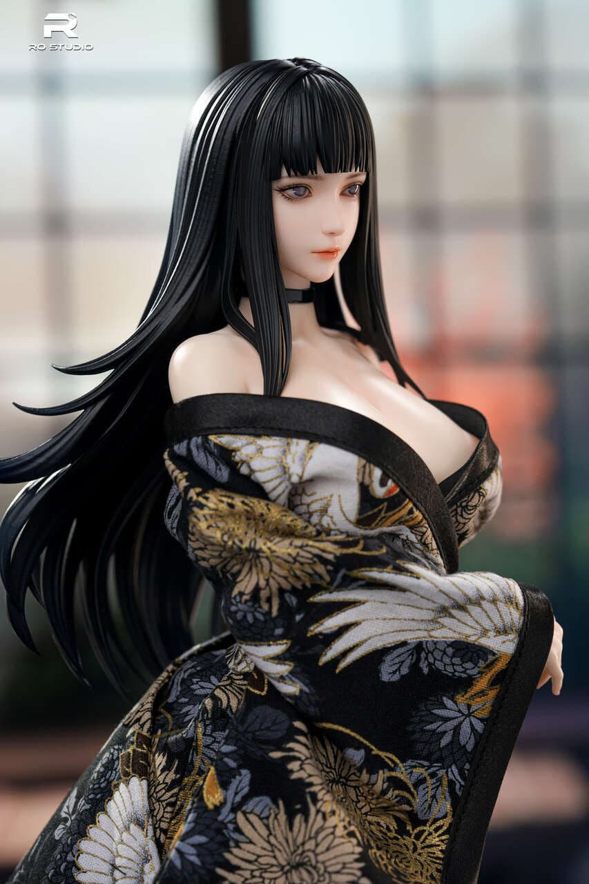 RO - Hinata - Thumbnail 4