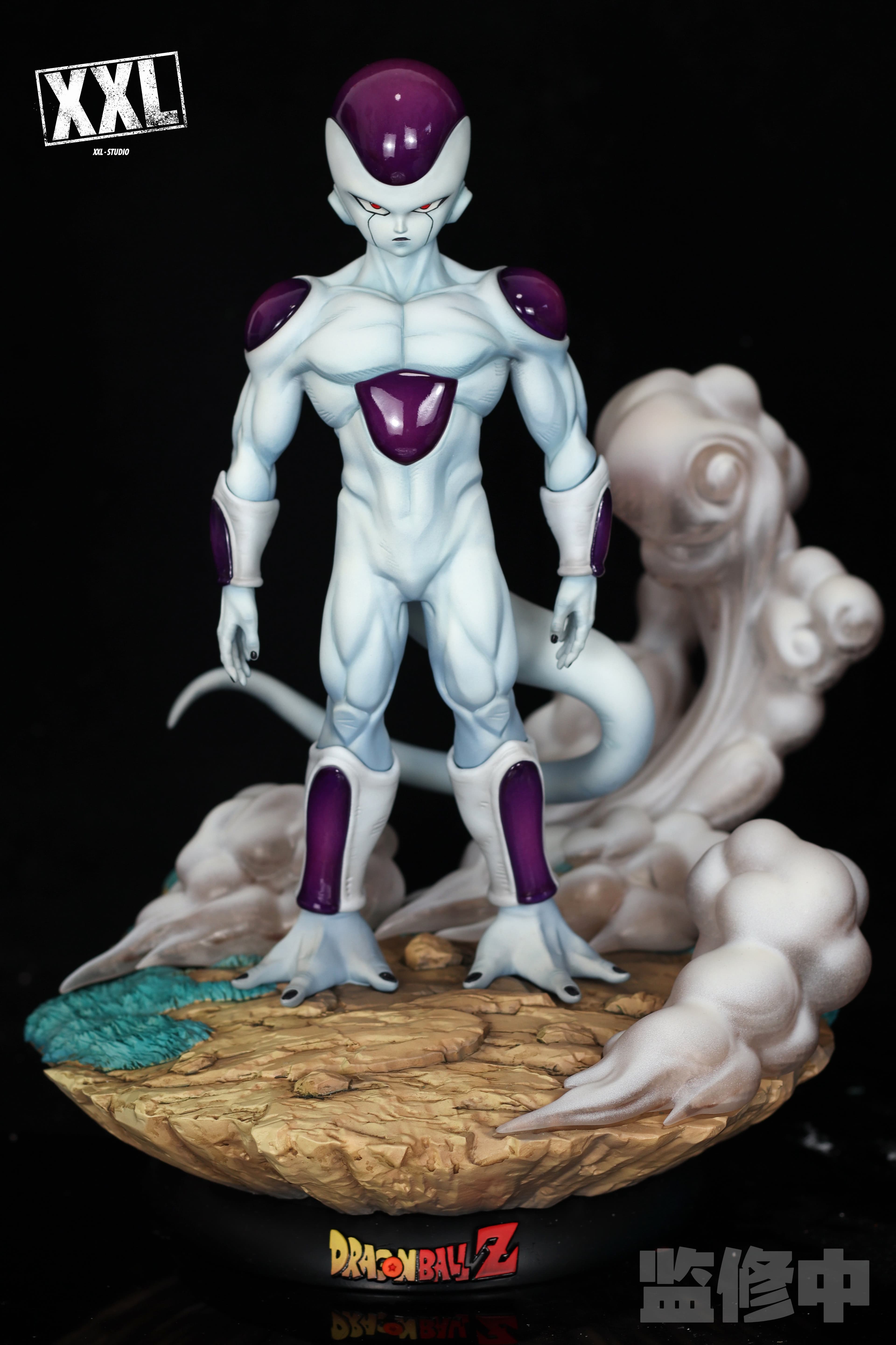 XXL - Frieza