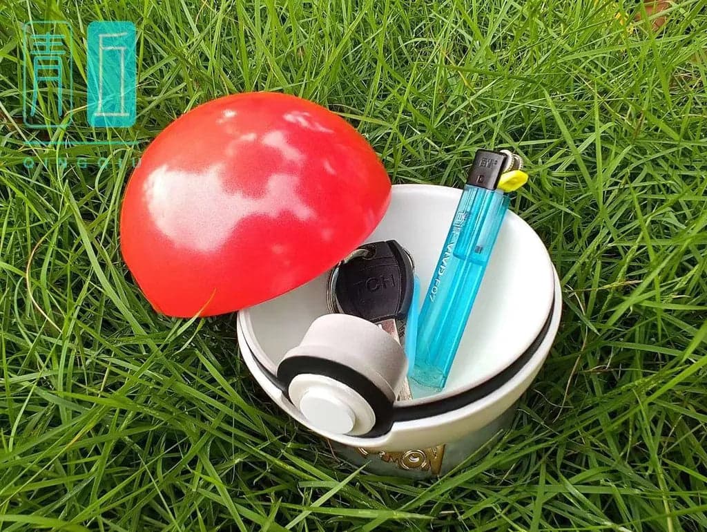 Qing Qiu - Pokeball - Thumbnail 4