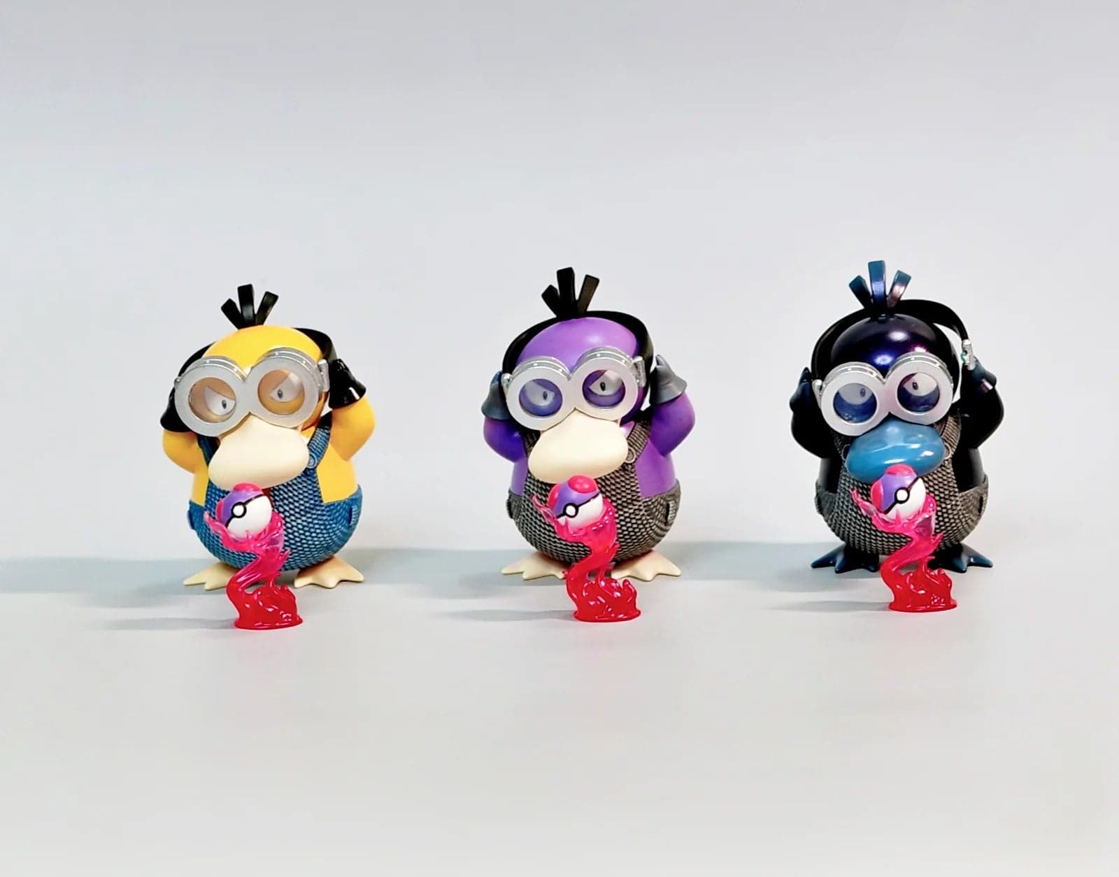 Pand - Psyduck cos Minions - Thumbnail 5