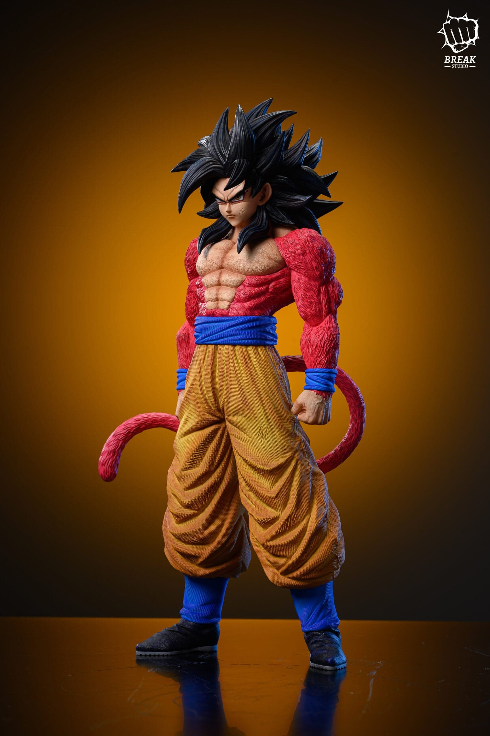 Break - SSJ4 Goku