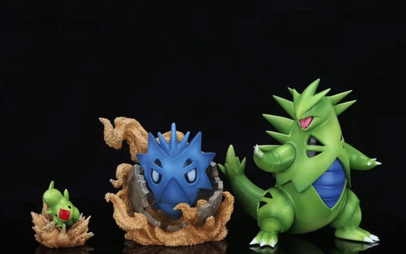 Limousine - Tyranitar, Pupitar and Larvitar - Image 1