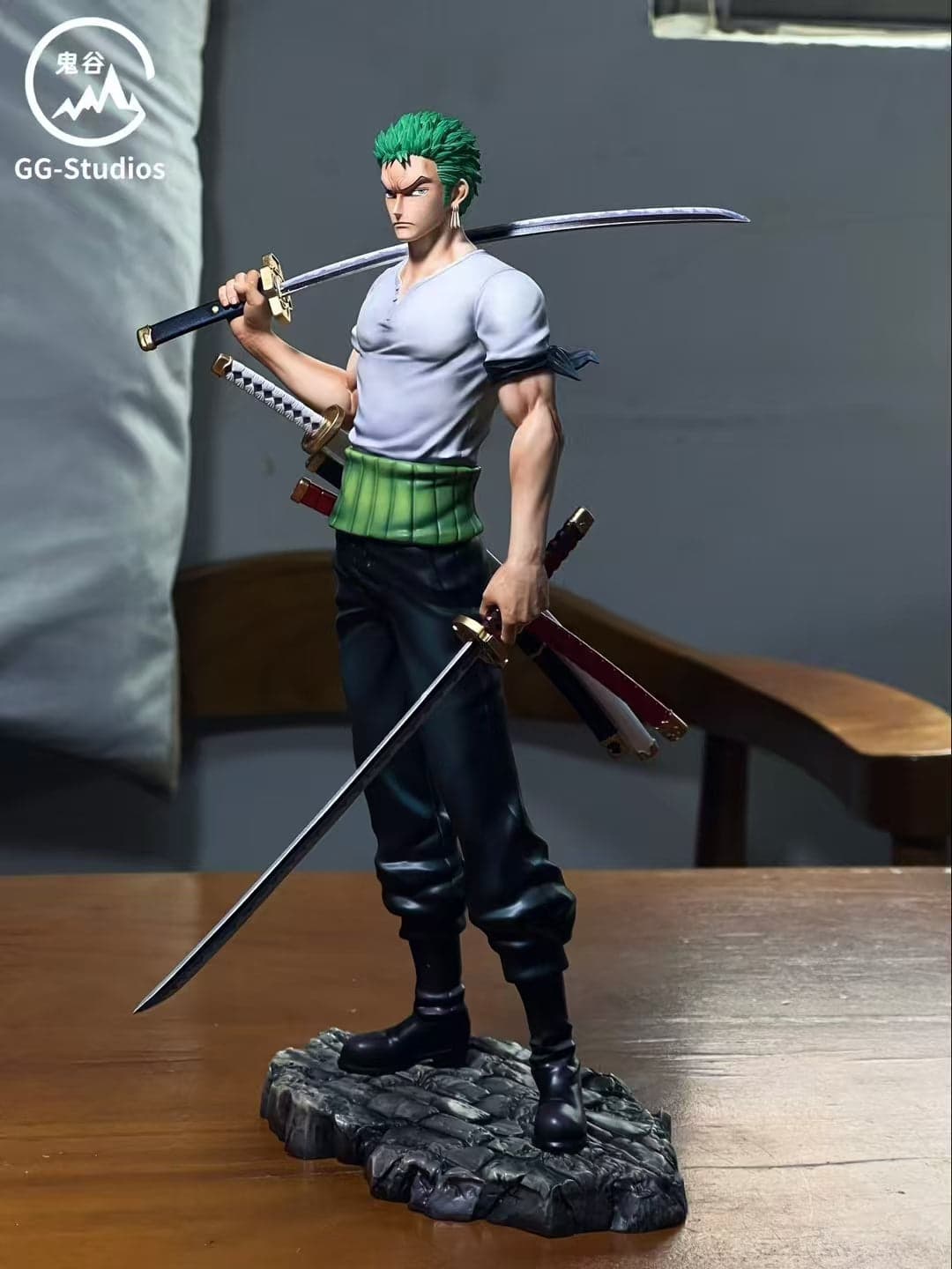 GG - Zoro - Thumbnail 3