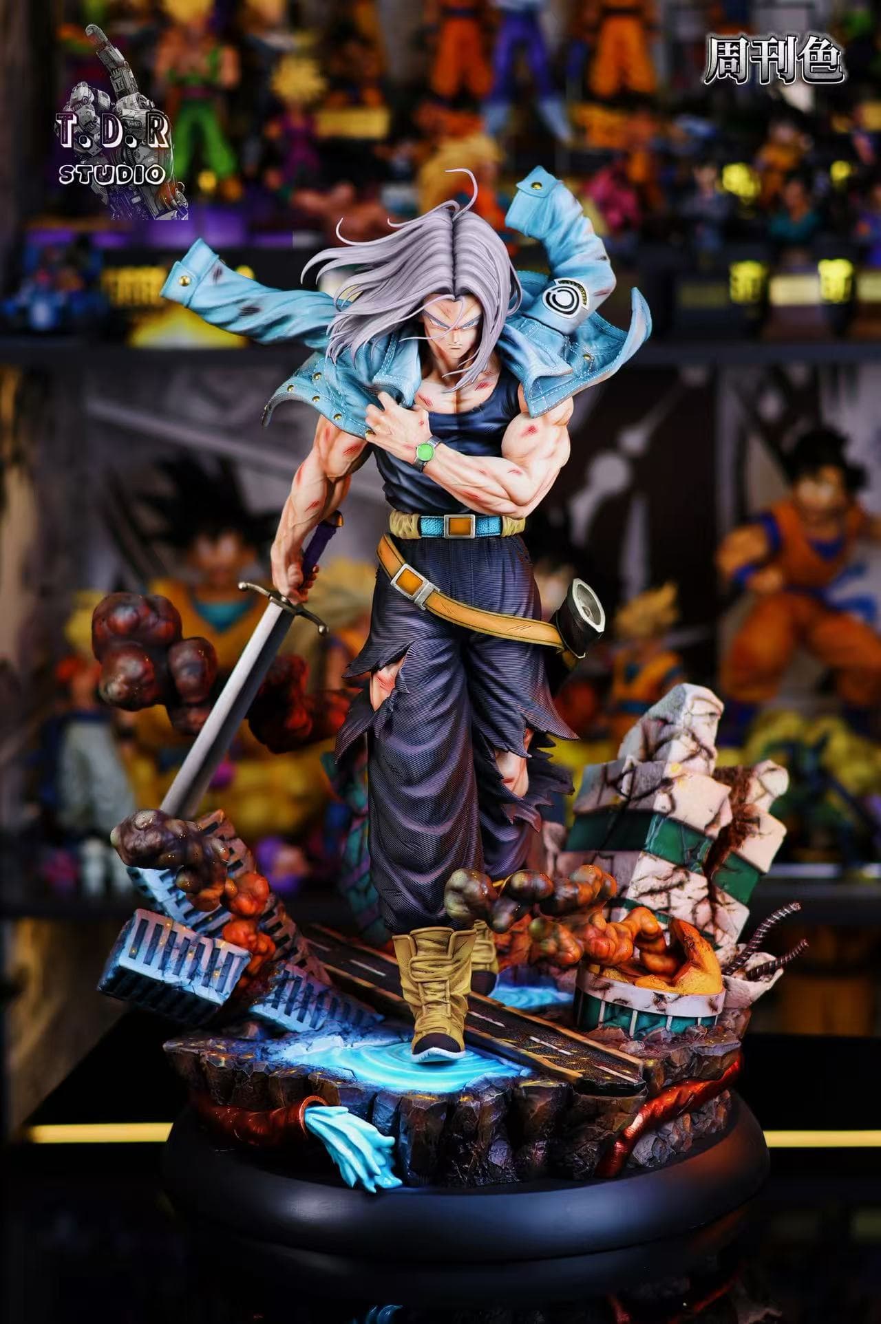 TDR - Trunks - Thumbnail 7