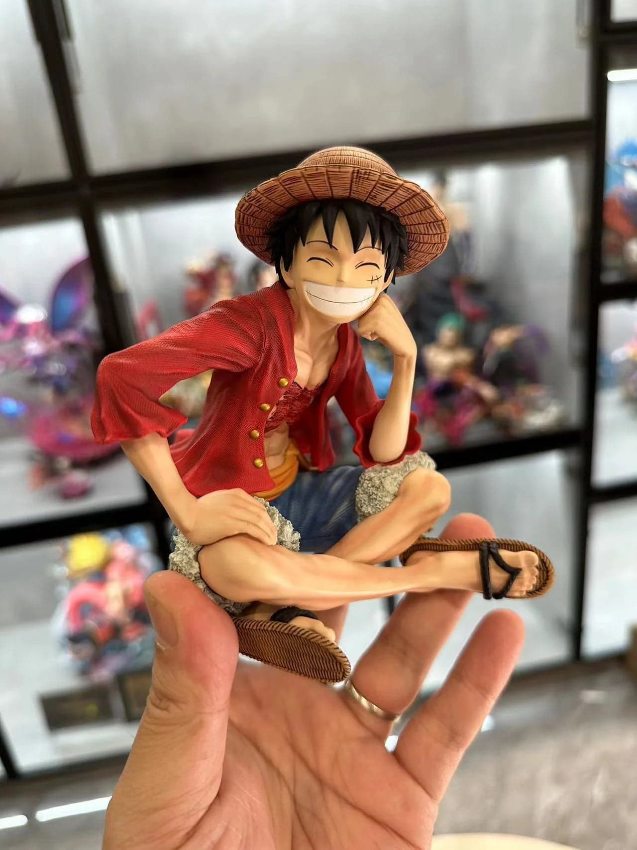 IU - Luffy - Thumbnail 5