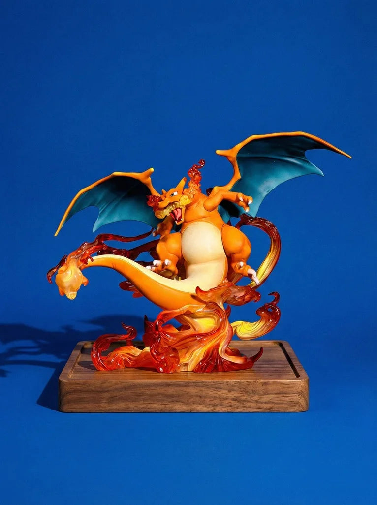 Wan Zhi Wu - Charizard, Charmander and Charmeleon