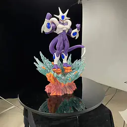 Comic Hero - Cooler StatueCorp