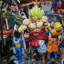 Break - Broly vs Goku and Vegeta StatueCorp