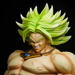 Break - Broly StatueCorp