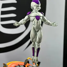 Ryu - Frieza StatueCorp