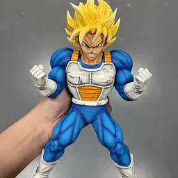 Fat - SSJ Goku StatueCorp