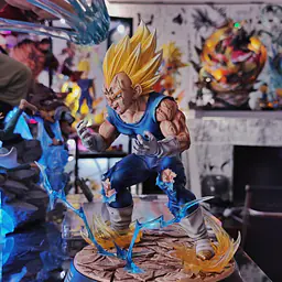 Figure Class - Majin Vegeta StatueCorp