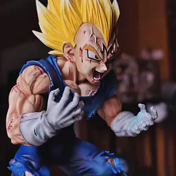 Figure Class - Majin Vegeta StatueCorp
