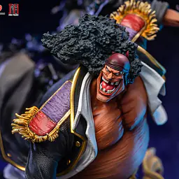 Jimei Palace - Ace vs Blackbeard StatueCorp