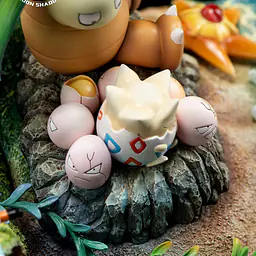 Moon Shadow - Exeggutor, Exeggcute and Togepi StatueCorp