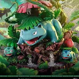 Monster - Venusaur and Bulbasaur StatueCorp