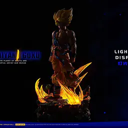DU - SSJ Goku StatueCorp