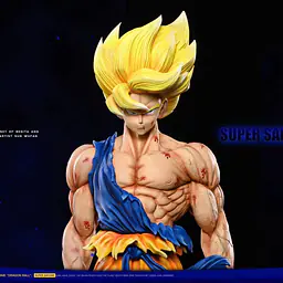 DU - SSJ Goku StatueCorp