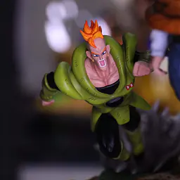 PBR - Cell First Form vs Android 17 StatueCorp