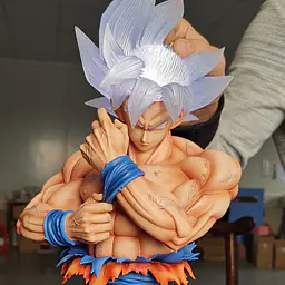 Figure Class - UI Goku 18