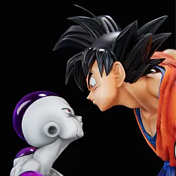Figure Class - Goku meets Frieza StatueCorp