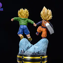 Power Collection - The Revenge of Broly StatueCorp