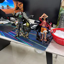 LX - Luffy StatueCorp