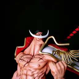 Phoenix - Whitebeard StatueCorp