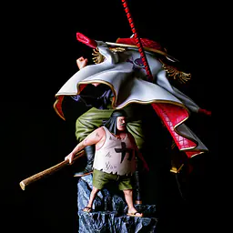 Phoenix - Whitebeard StatueCorp