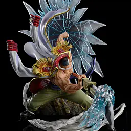 IU - Whitebeard StatueCorp