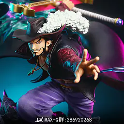 LX - Mihawk StatueCorp