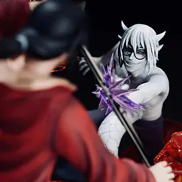 UTS - Itachi vs Kabuto StatueCorp