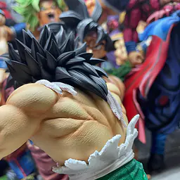 Sky Top - Ozaru Gohan StatueCorp