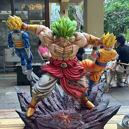 Yi Shou - Broly vs Goku and Vegeta 19