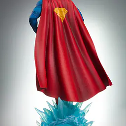 Sideshow Collectibles - Superman and Krypto 11