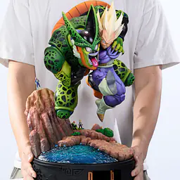 Yamcha - Vegeta vs Cell Second Form 4