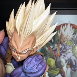 Yamcha - Vegeta vs Cell Second Form 11