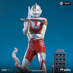 Iron - Ultraman 8