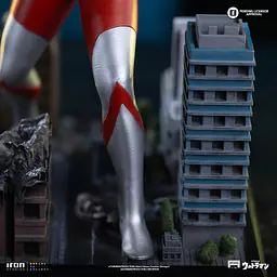 Iron - Ultraman 10