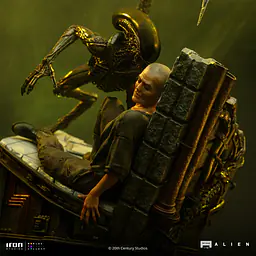 Iron - Ellen Ripley and Dog Alien 1