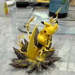 YOR - Pikachu 4