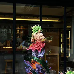 Yi Shou - Broly 9
